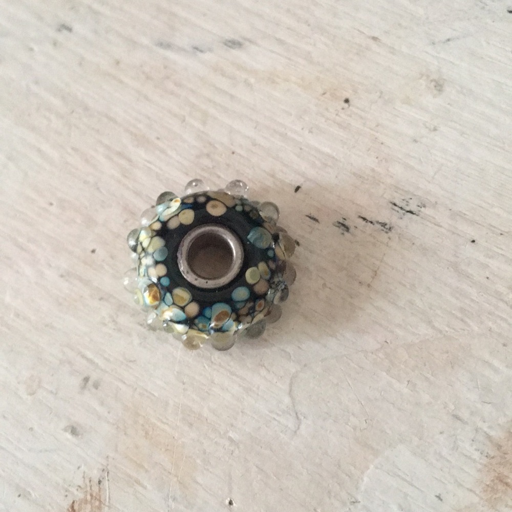 Troll bead